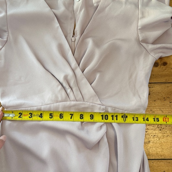 ASTR Delaney Flutter Sleeve MIDI Dress Size M - Picture 10 of 11